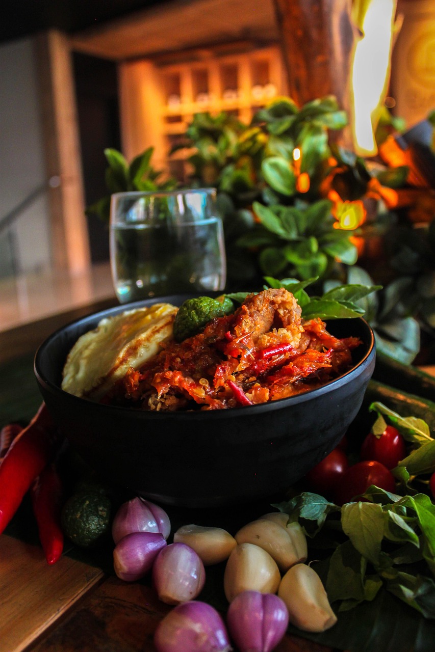 Geprek Bensu Cirebon: Menikmati Keunikan Rasa Sambal
